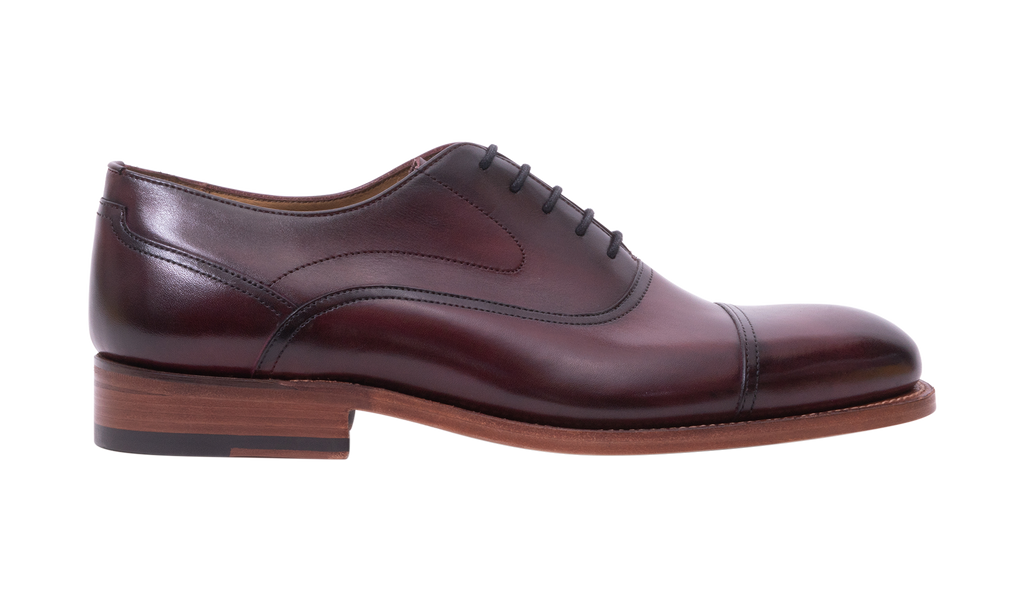 Oxblood cap 2025 toe oxford