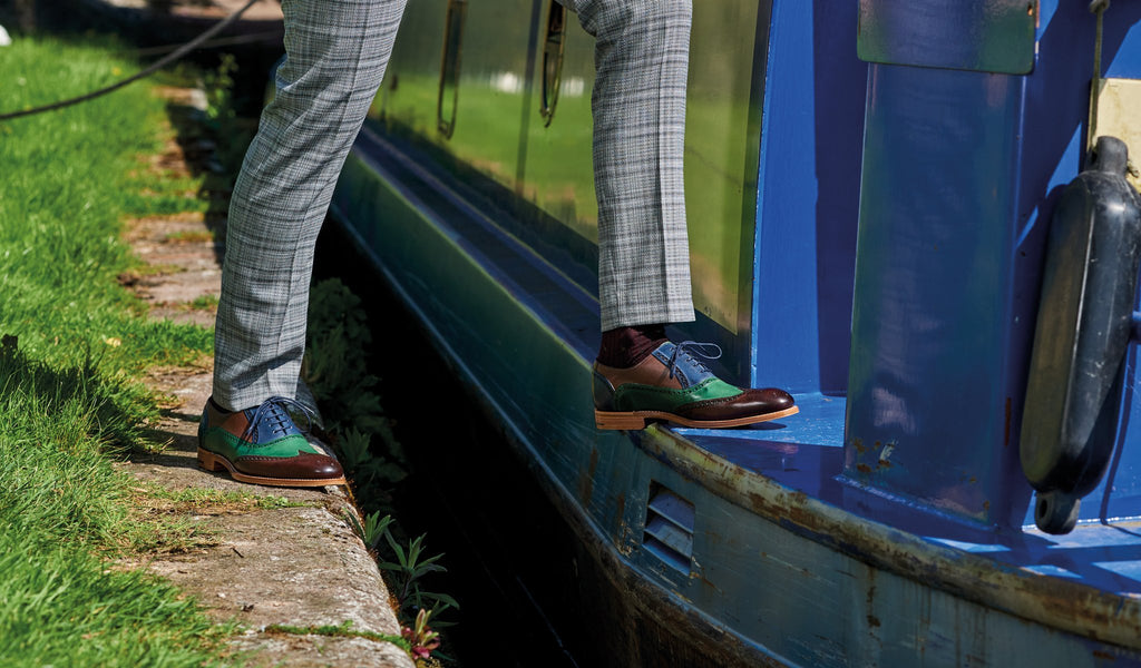 Mens green shoes outfit top
